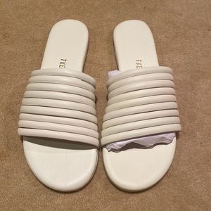 Brand New TKEES Cream Caro Slide, Size 39